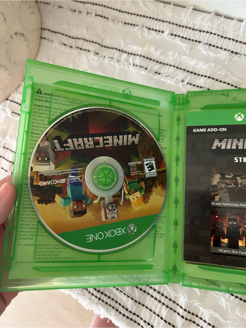 Minecraft Xbox One Game Disc Survival Creative Building Video Game
